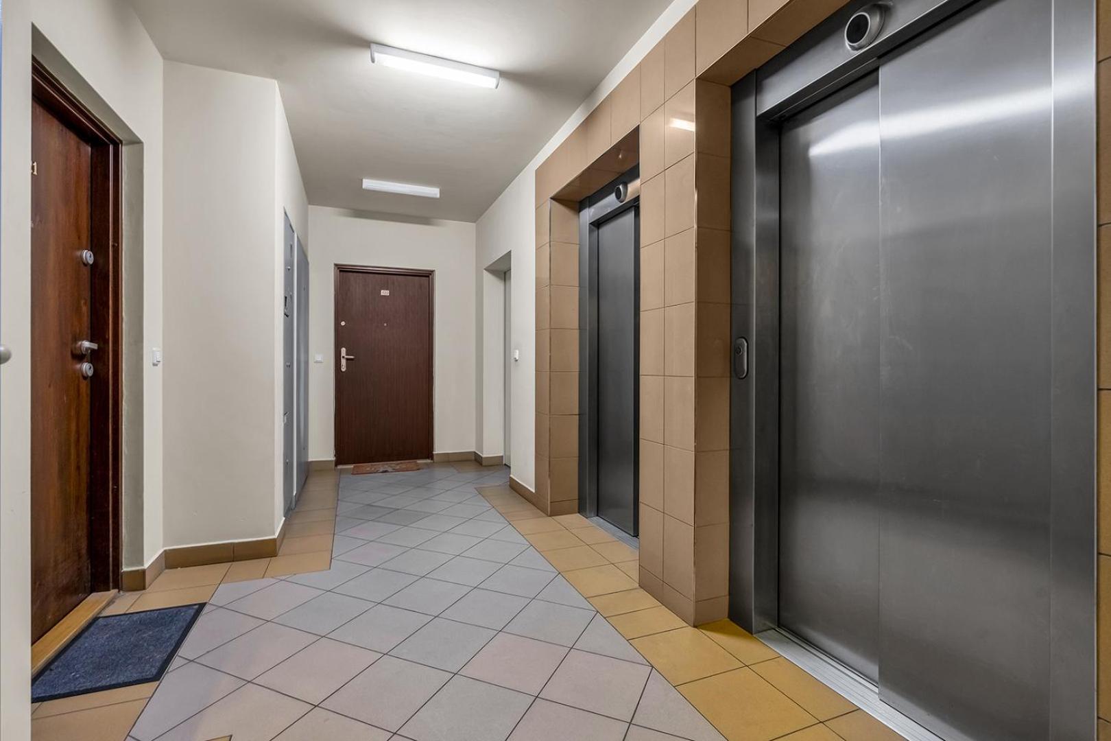 Metro Bemowo Comfort Studio วอร์ซอ ภายนอก รูปภาพ